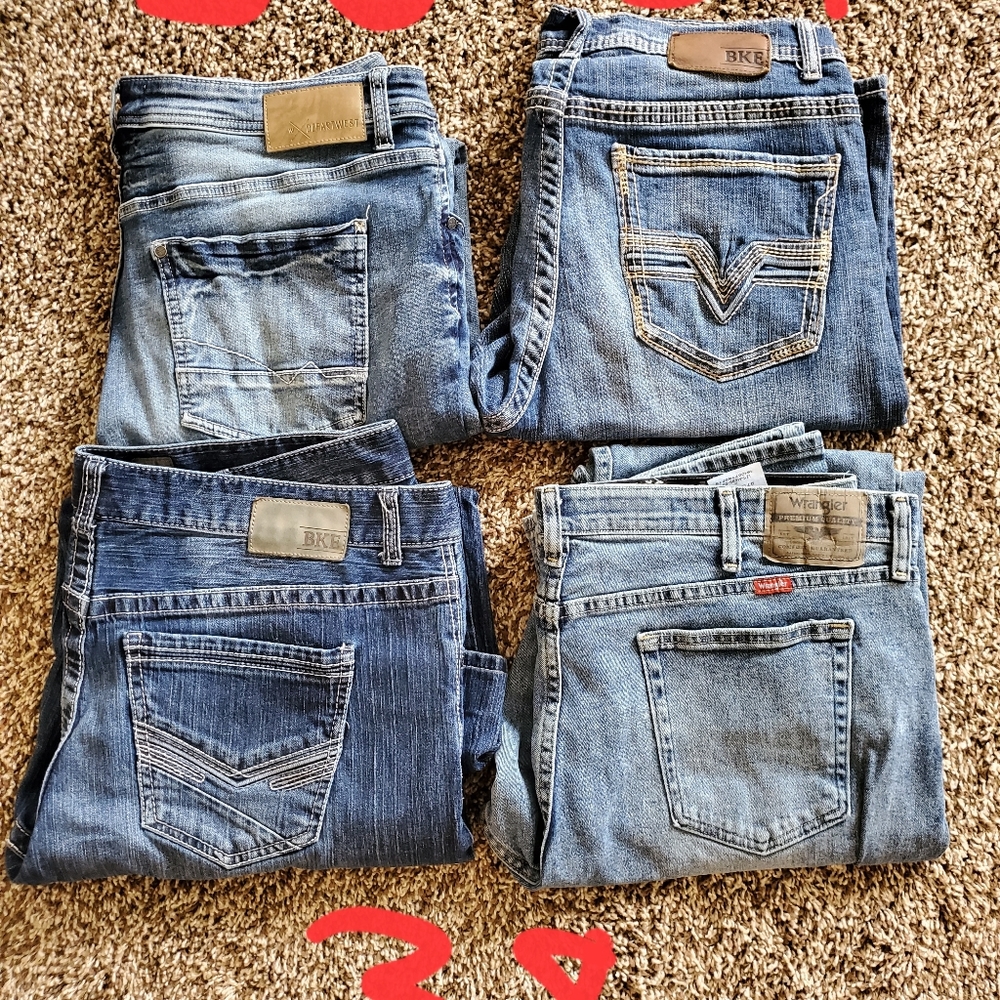 Mens Buckle Jeans!